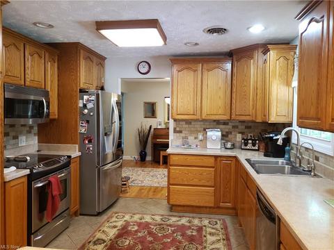 11599 Thwing Rd, Munson, OH 44024 photo 8