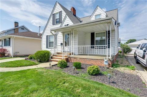 6914 Gilbert Ave, Parma, OH 44129 photo 4