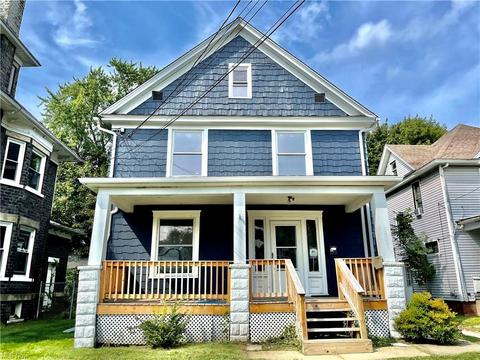 911 Fulton Rd NW, Canton, OH 44703 photo 1