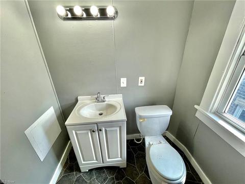 911 Fulton Rd NW, Canton, OH 44703 photo 20