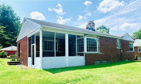116 E Ridgewood Dr, Seven Hills, OH 44131 photo 3