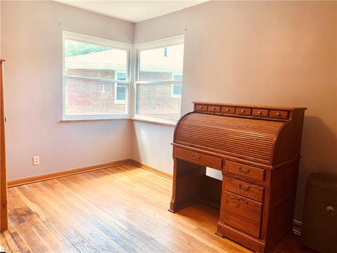 116 E Ridgewood Dr, Seven Hills, OH 44131 photo 19