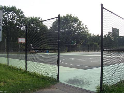 801 Patterson Ave, Akron, OH 44310 photo 19