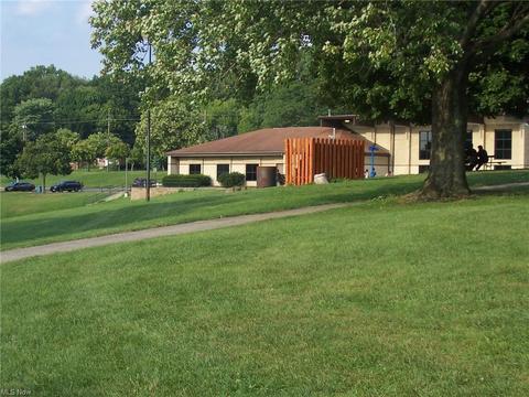 801 Patterson Ave, Akron, OH 44310 photo 14
