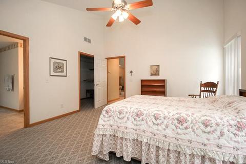 7631 Falling Leaf Dr, Seven Hills, OH 44131 photo 21