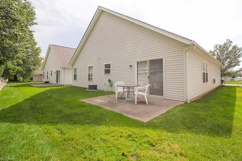 7631 Falling Leaf Dr, Seven Hills, OH 44131 photo 30