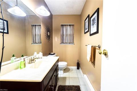 3701 Leavitt Rd, Lorain, OH 44053 photo 16