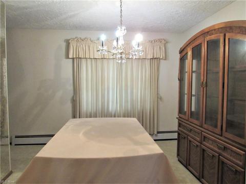 2525 Wright Rd, Akron, OH 44320 photo 5