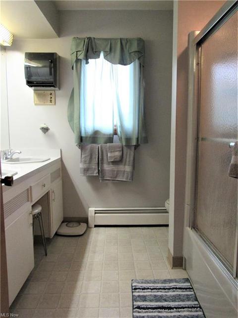 2525 Wright Rd, Akron, OH 44320 photo 9