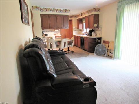 2525 Wright Rd, Akron, OH 44320 photo 6