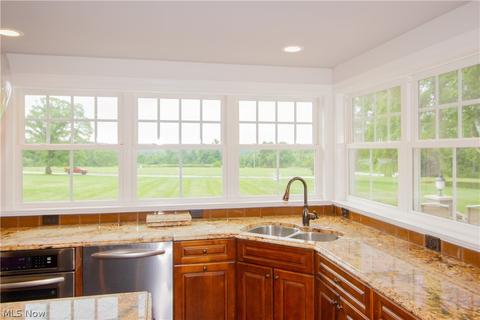 8853 Mentor Rd, Chardon, OH 44024 photo 13