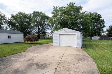 1735 E 36th St, Lorain, OH 44055 photo 22
