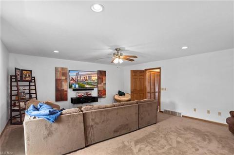 4746 Eldo St, Willoughby, OH 44094 photo 30