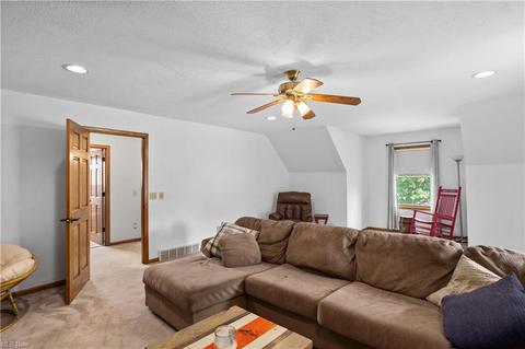 4746 Eldo St, Willoughby, OH 44094 photo 31