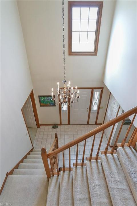 33365 Seneca Dr, Solon, OH 44139 photo 2
