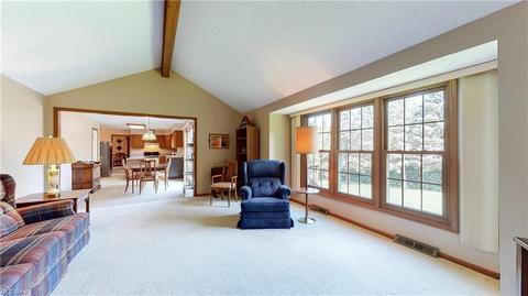 33365 Seneca Dr, Solon, OH 44139 photo 11