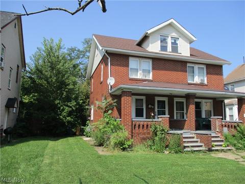 1761 E 32nd St, Lorain, OH 44055 photo 2
