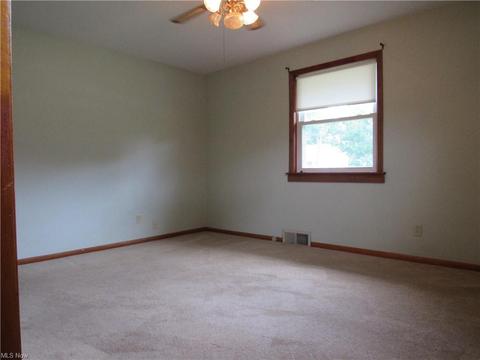 331 Beebe Ave, Elyria, OH 44035 photo 20