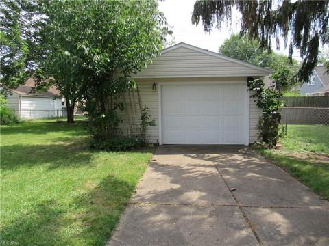 331 Beebe Ave, Elyria, OH 44035 photo 27