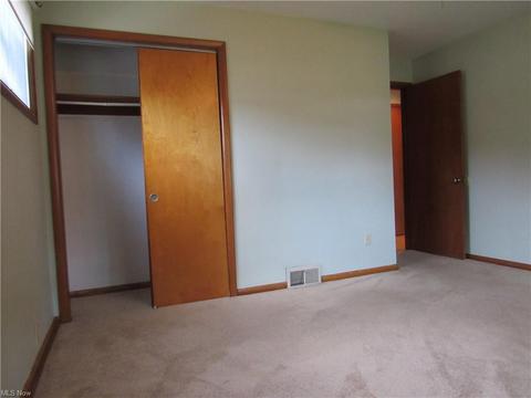 331 Beebe Ave, Elyria, OH 44035 photo 18