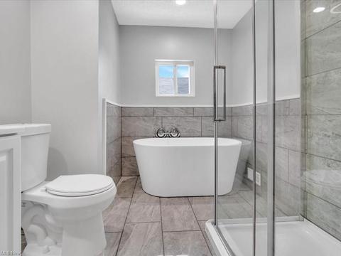 2410 E 32nd St, Lorain, OH 44055 photo 23