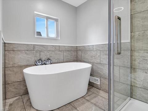 2410 E 32nd St, Lorain, OH 44055 photo 25