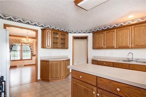 29385 Chardon Rd, Willoughby Hills, OH 44092 photo 14