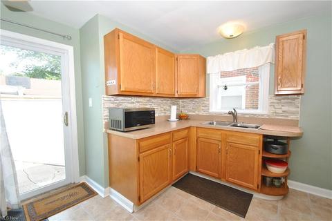 1803 Silver St, Wickliffe, OH 44092 photo 18