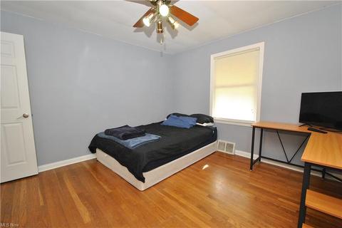 1803 Silver St, Wickliffe, OH 44092 photo 8