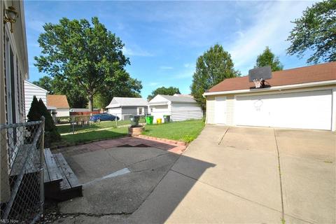 1803 Silver St, Wickliffe, OH 44092 photo 32