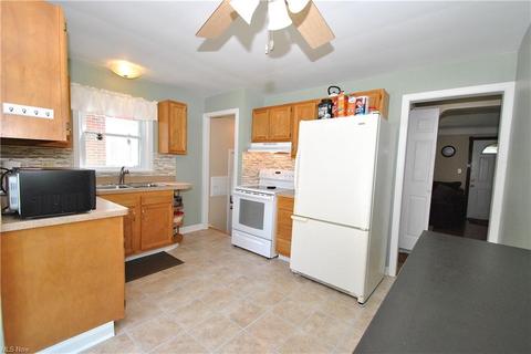 1803 Silver St, Wickliffe, OH 44092 photo 14