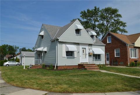 351 E 328th St, Willowick, OH 44095 photo 2
