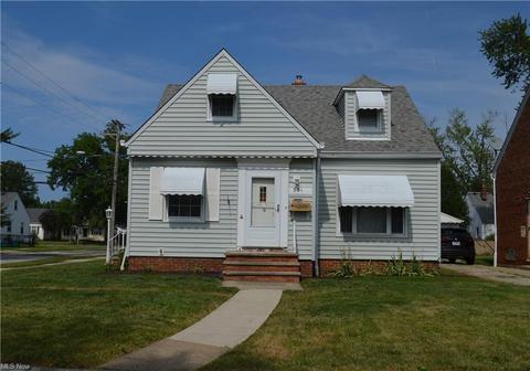 351 E 328th St, Willowick, OH 44095 photo 1