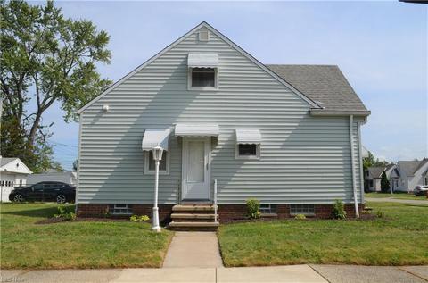 351 E 328th St, Willowick, OH 44095 photo 5