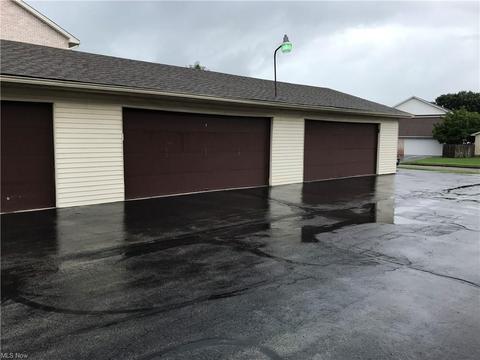 7357 Eisenhower Dr #6, Boardman, OH 44512 photo 4