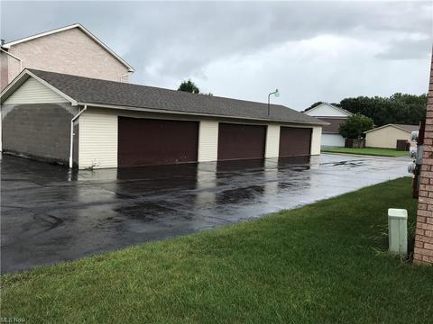 7357 Eisenhower Dr #6, Boardman, OH 44512 photo 3