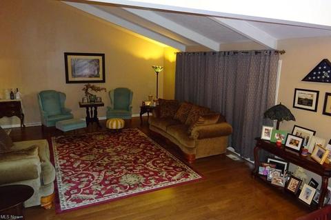 3967 Steven Dr, Seven Hills, OH 44131 photo 7