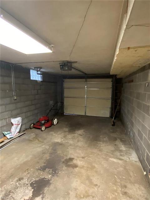 92 E Dresden Ave, Akron, OH 44301 photo 21