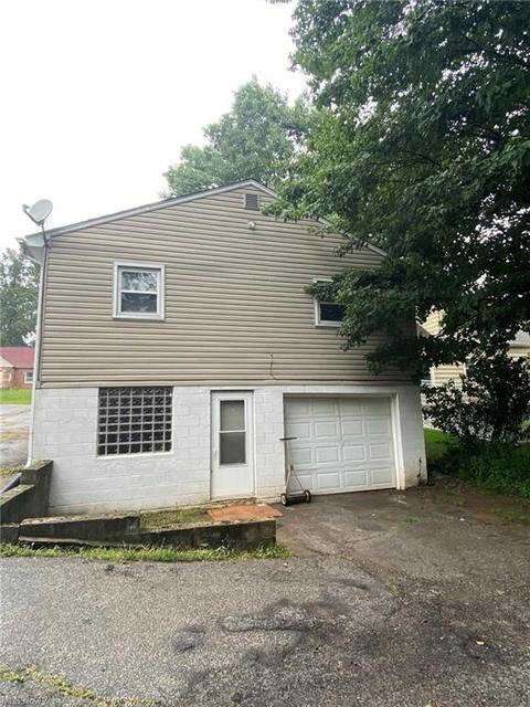 92 E Dresden Ave, Akron, OH 44301 photo 3