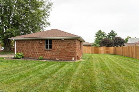 610 Como St, Struthers, OH 44471 photo 33