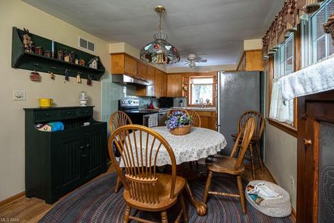 610 Como St, Struthers, OH 44471 photo 12