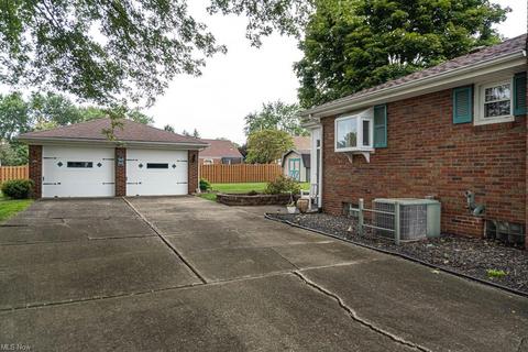610 Como St, Struthers, OH 44471 photo 30