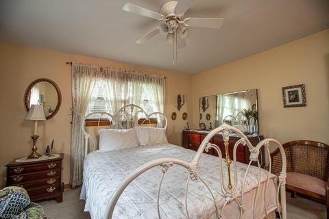 610 Como St, Struthers, OH 44471 photo 17