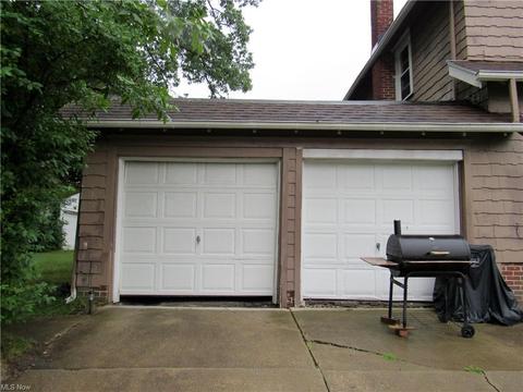 907 Peerless Ave, Akron, OH 44320 photo 14