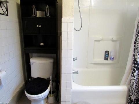 907 Peerless Ave, Akron, OH 44320 photo 10