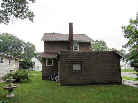 907 Peerless Ave, Akron, OH 44320 photo 12