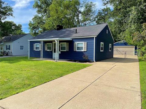 2477 E 41st St, Lorain, OH 44055 photo 3
