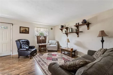 1181 Danforth Rd, Akron, OH 44312 photo 4