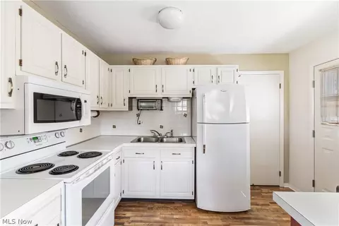 1181 Danforth Rd, Akron, OH 44312 photo 9