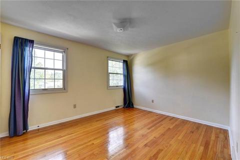 135 Brookvalley Dr, Elyria, OH 44035 photo 27